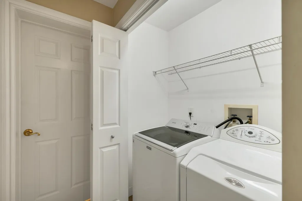 57 Sagewood Circle Hooksett NH 03106