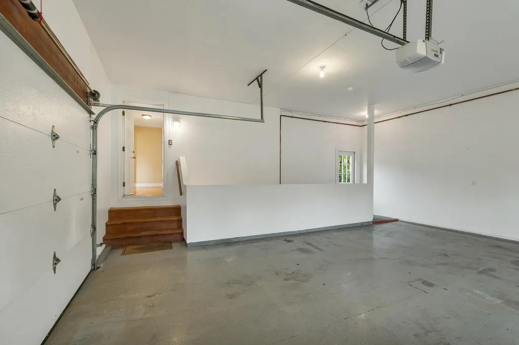 57 Sagewood Circle Hooksett NH 03106