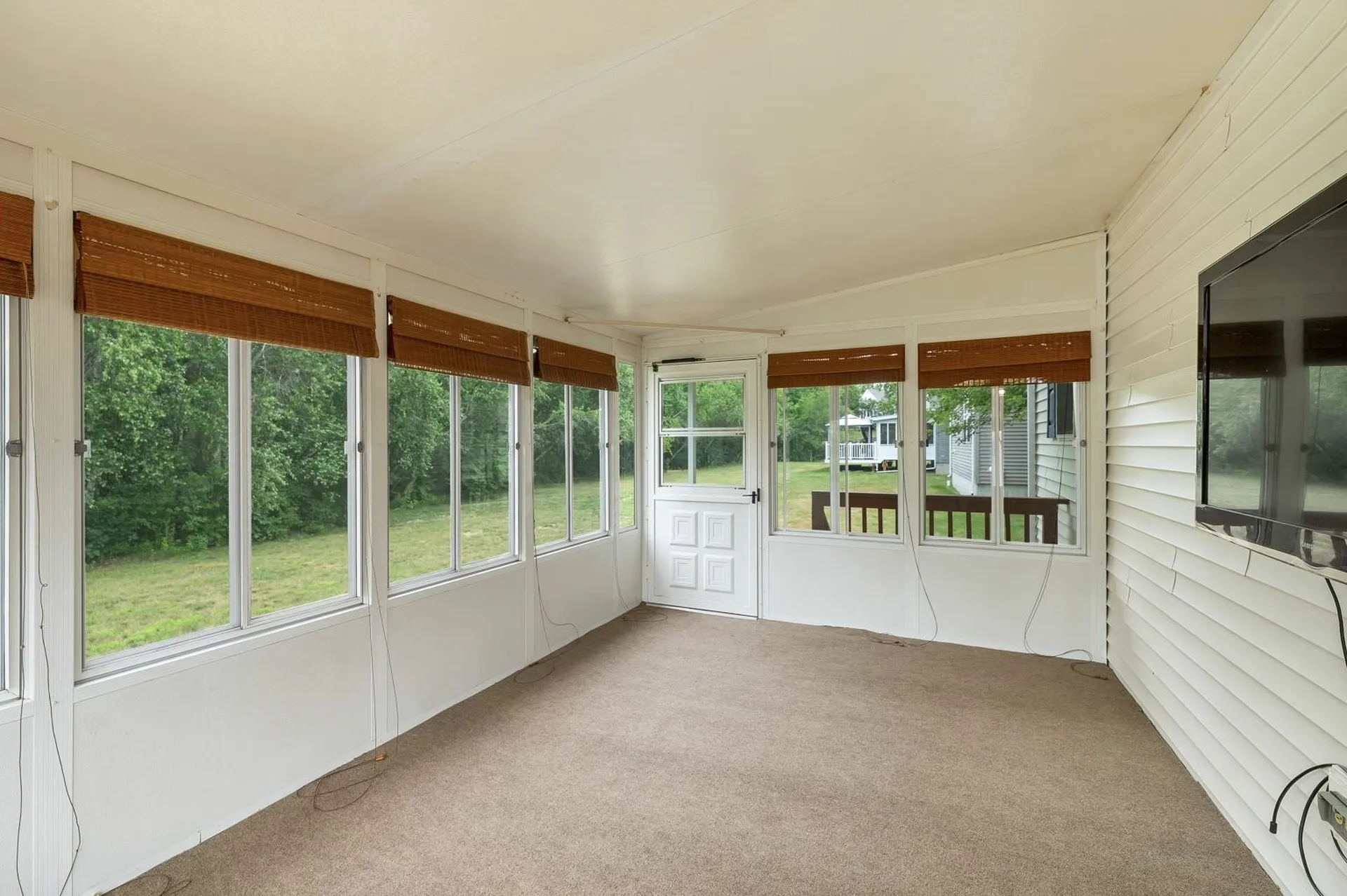 57 Sagewood Circle Hooksett NH 03106