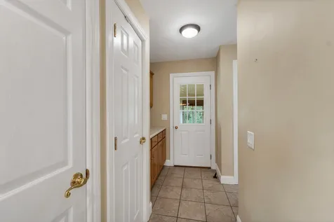 57 Sagewood Circle Hooksett NH 03106