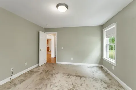 57 Sagewood Circle Hooksett NH 03106
