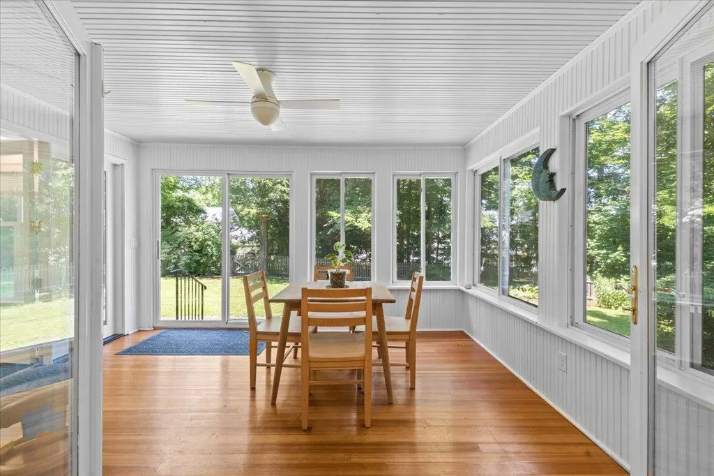 240 South Cove Road Burlington VT 05401