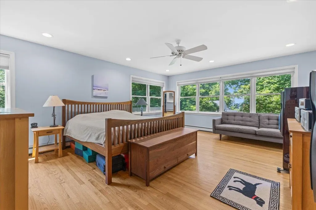 240 South Cove Road Burlington VT 05401