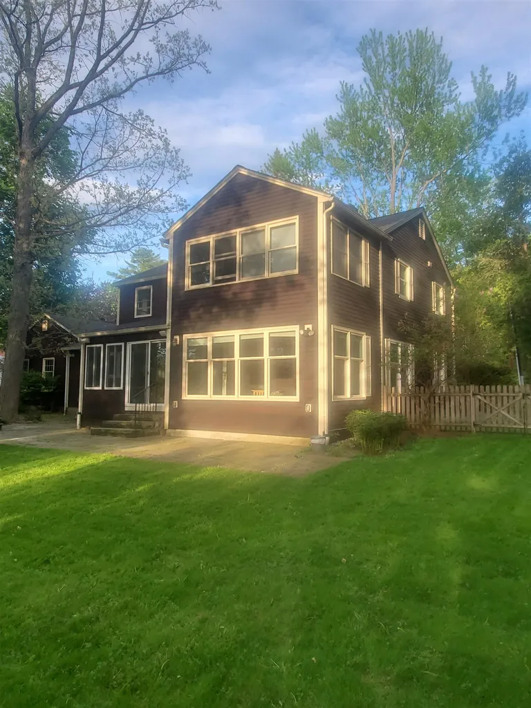 240 South Cove Road Burlington VT 05401