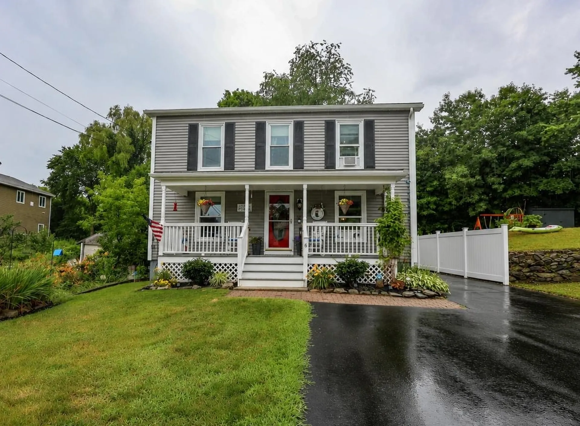 6 Concord Avenue Derry NH 03038