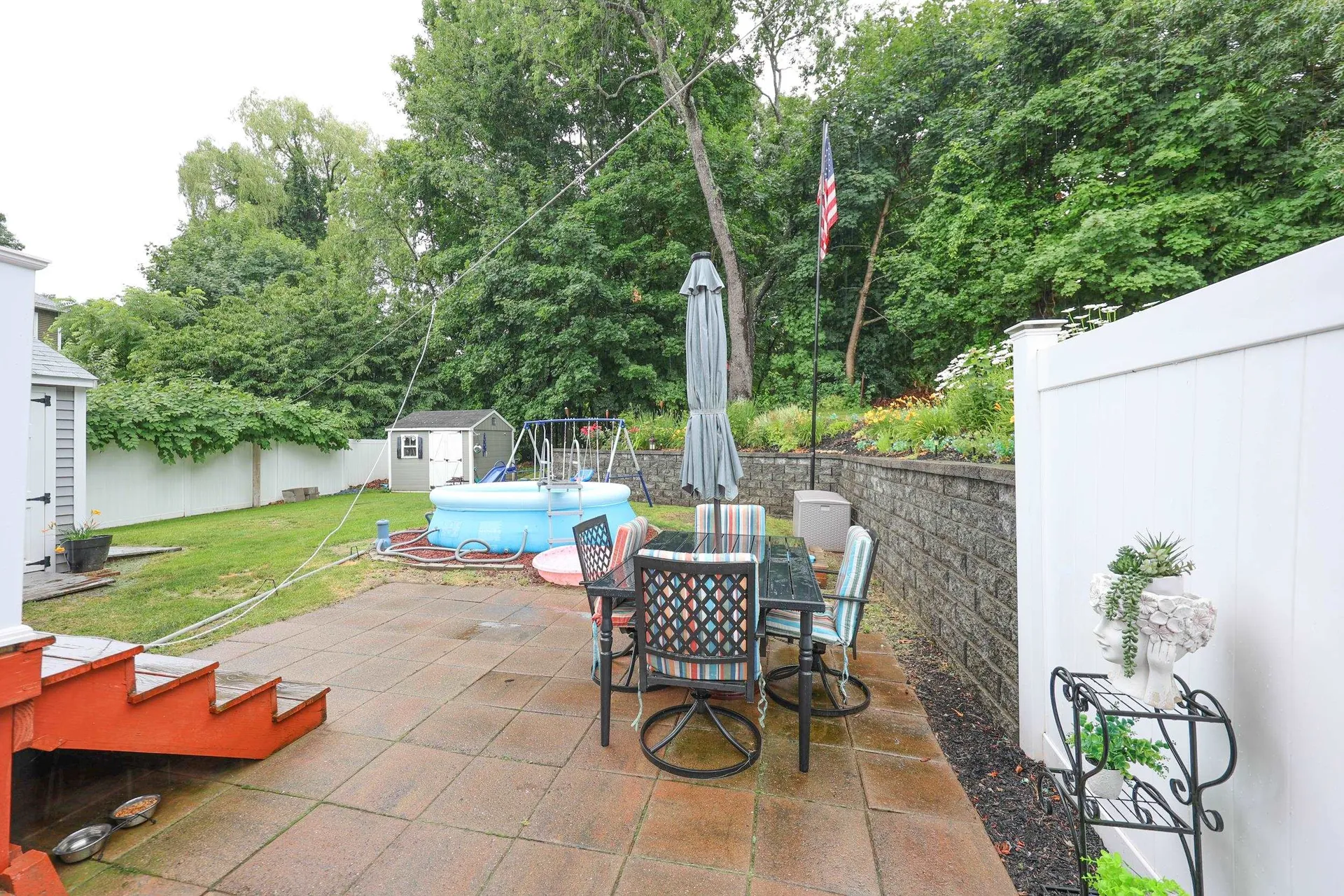 6 Concord Avenue Derry NH 03038