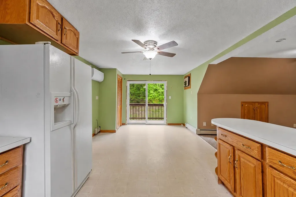 14 William Drive Pelham NH 03076