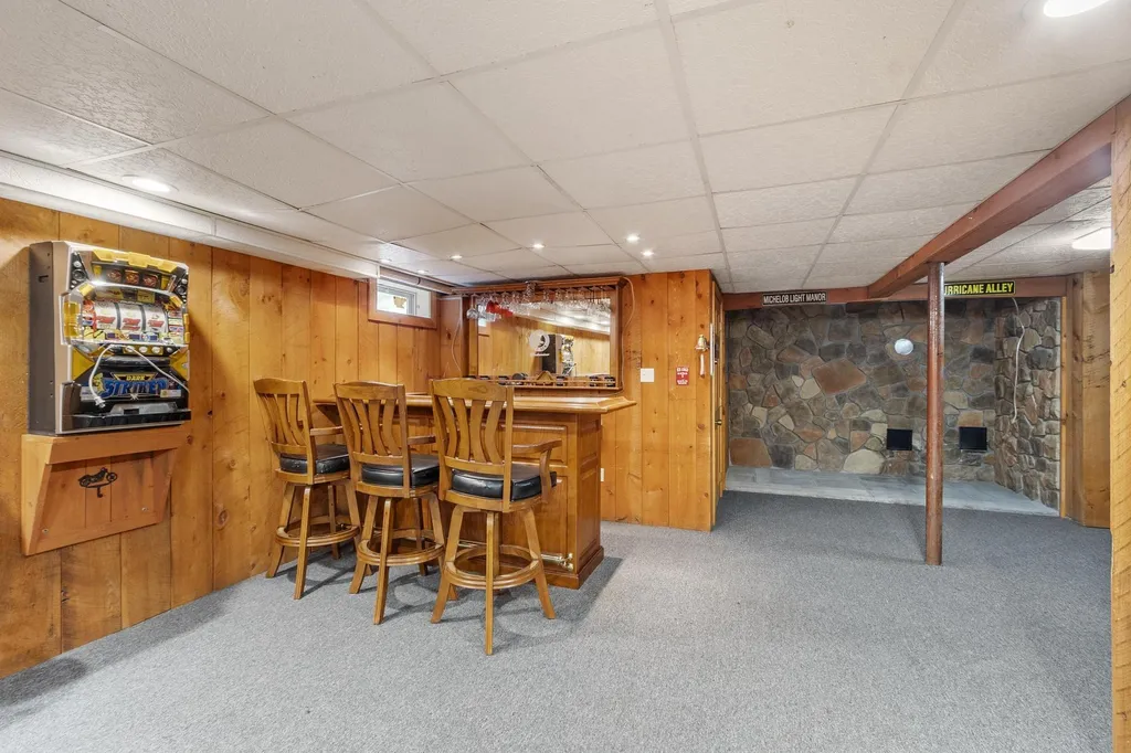 14 William Drive Pelham NH 03076