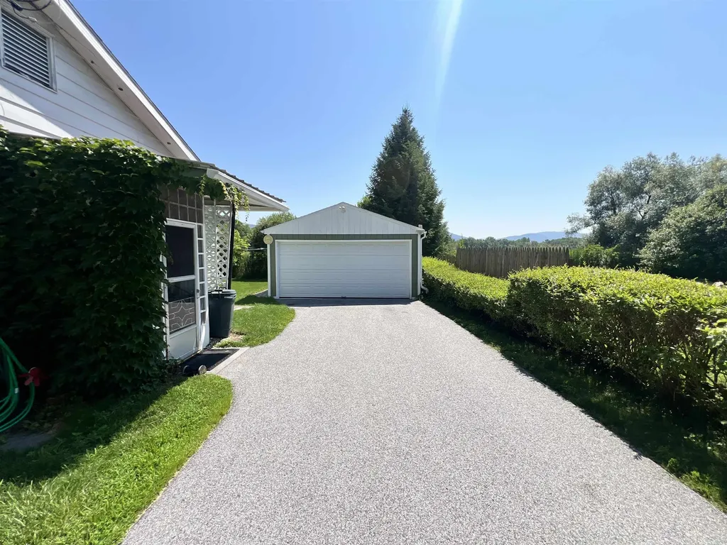 140 Dorr Drive Rutland City VT 05701