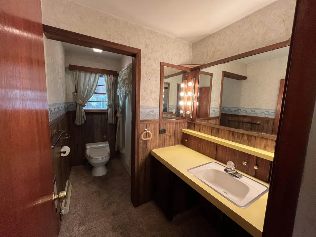 18 Montvert Road Middletown Springs VT 05757