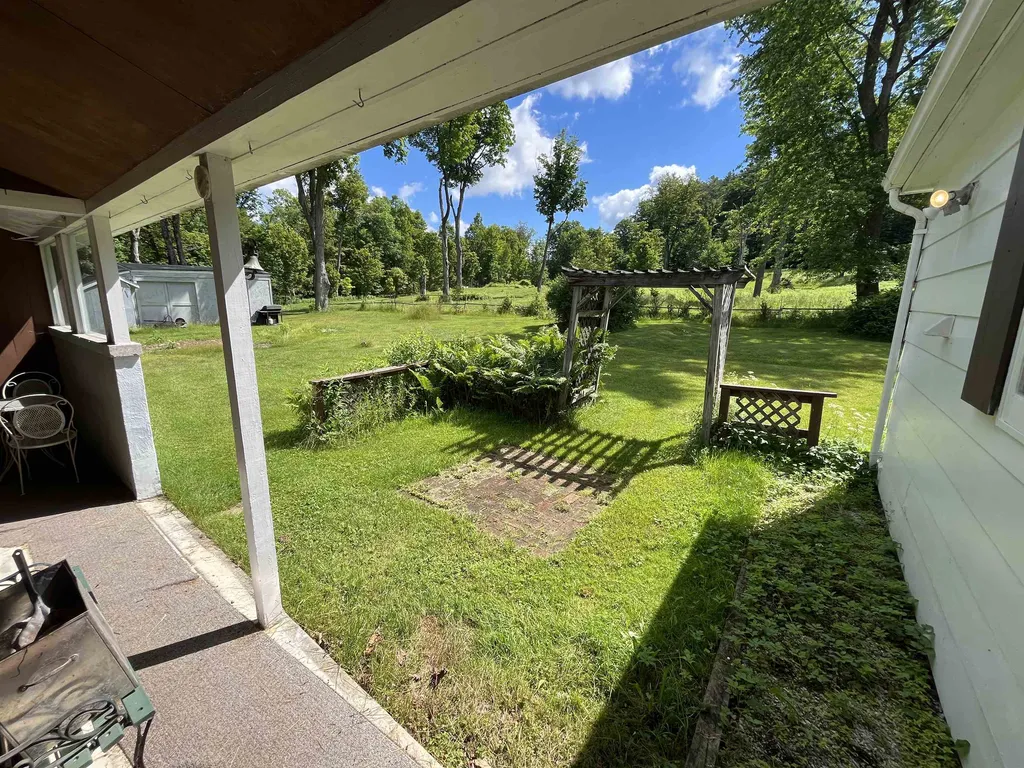 18 Montvert Road Middletown Springs VT 05757