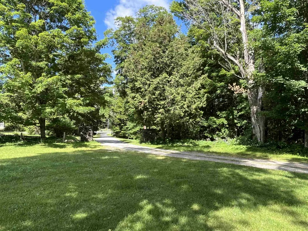18 Montvert Road Middletown Springs VT 05757
