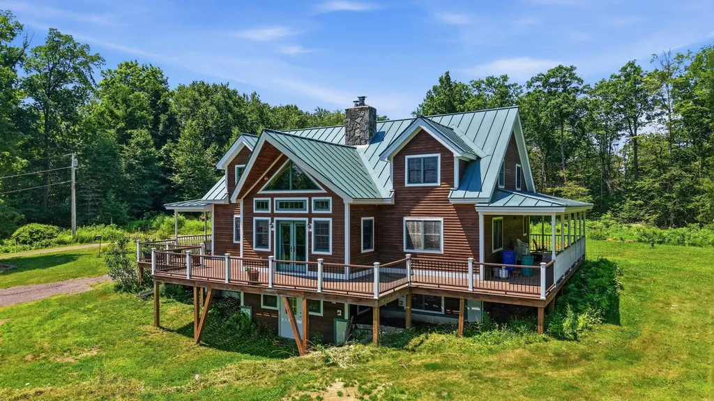 340 Cobble Hill Road Swanzey NH 03446