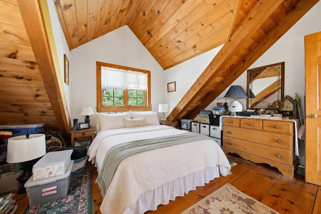 340 Cobble Hill Road Swanzey NH 03446