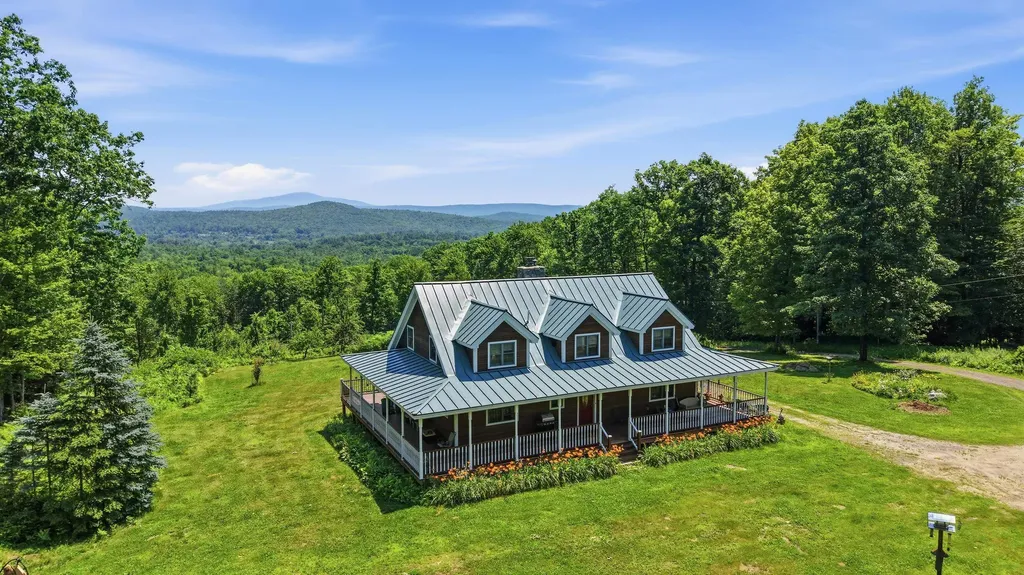 340 Cobble Hill Road Swanzey NH 03446