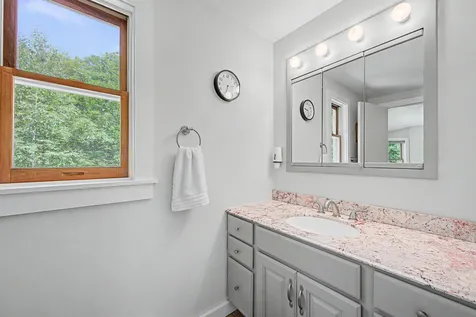 363 Cash Street Croydon NH 03773
