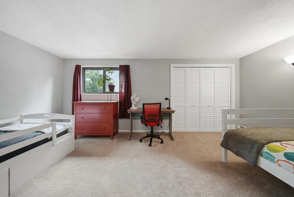 7 Cortez Drive Nashua NH 03062