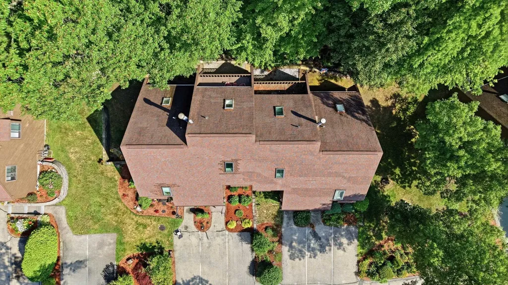 7 Cortez Drive Nashua NH 03062