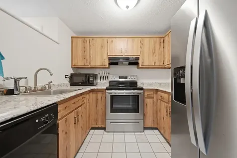 7 Cortez Drive Nashua NH 03062