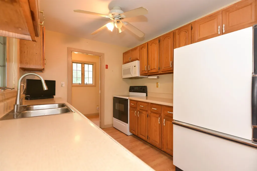 154 Leightons Corner Road Strafford NH 03884