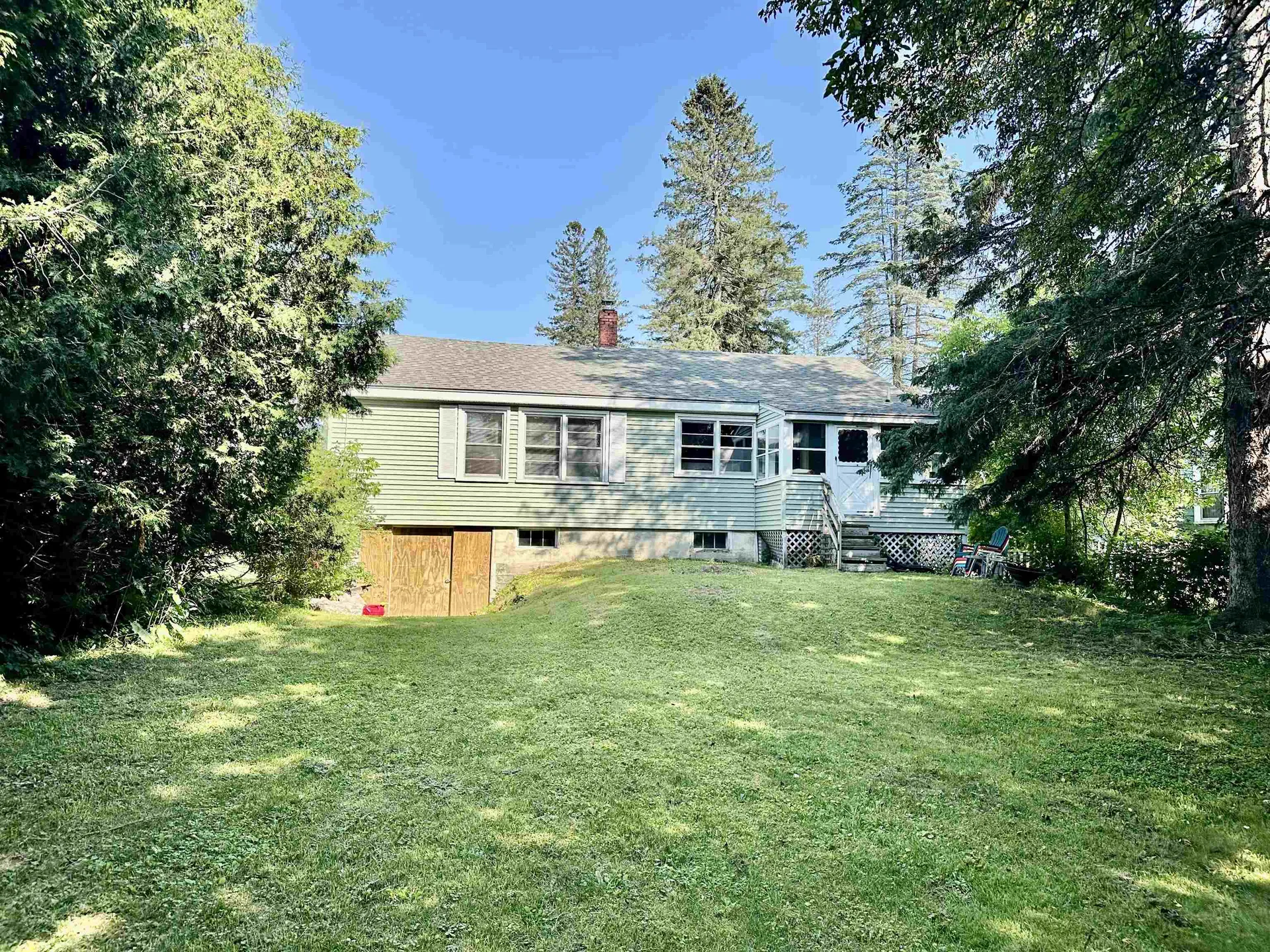 16 Southard Street St. Johnsbury VT 05819
