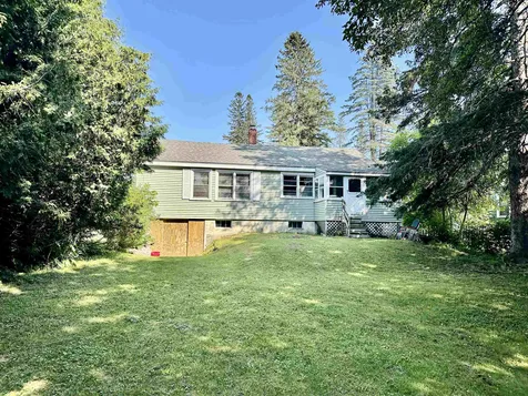 16 Southard Street St. Johnsbury VT 05819
