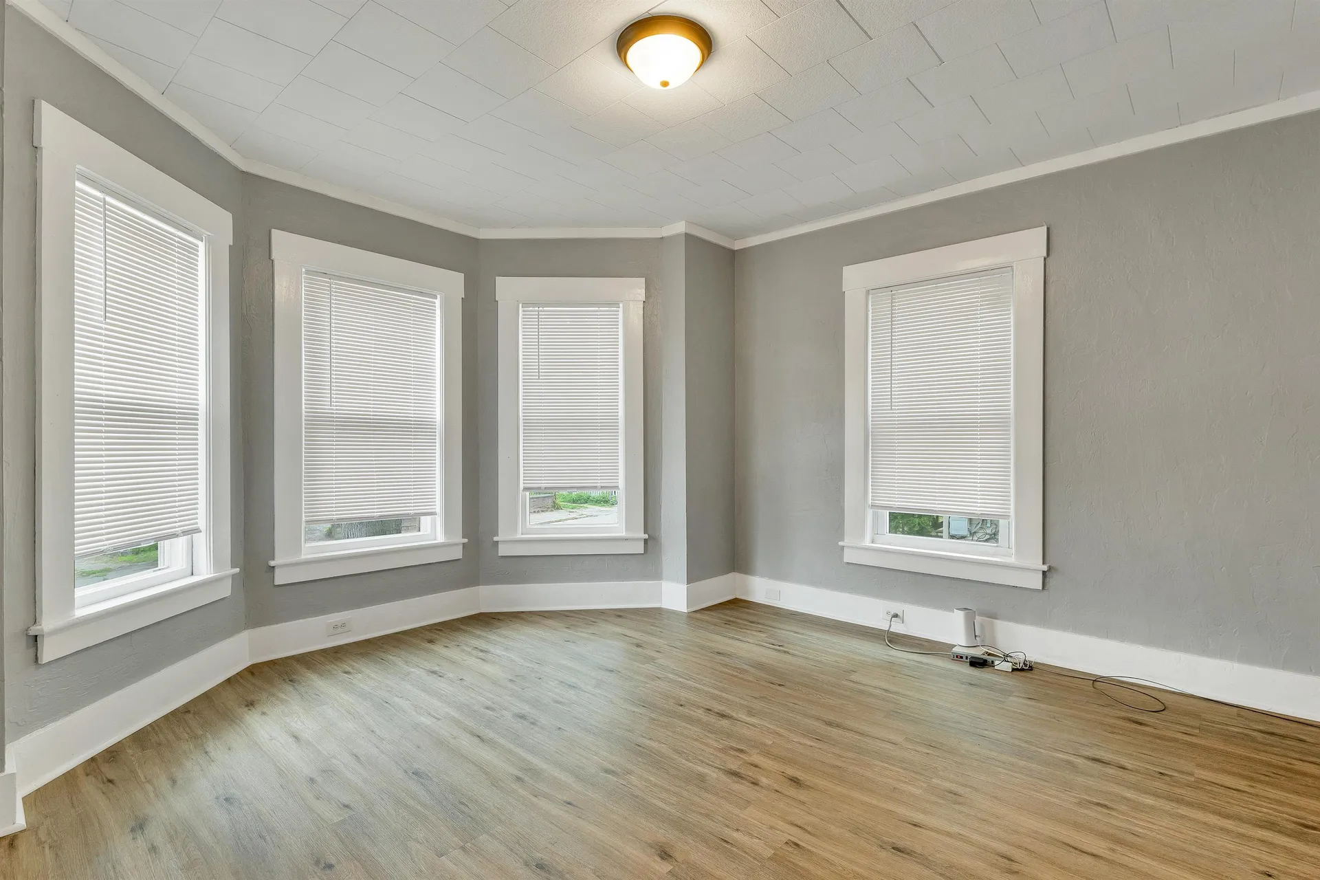 102 Franklin Street Franklin NH 03235