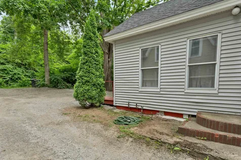 102 Franklin Street Franklin NH 03235