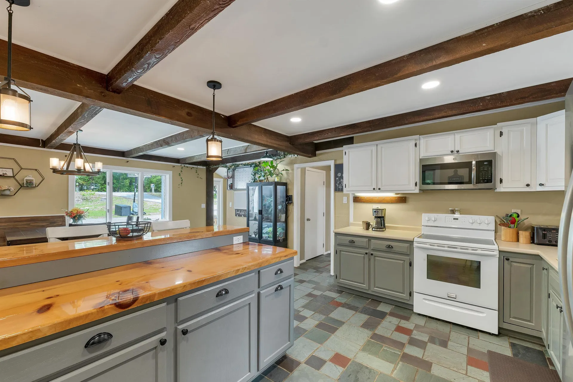 32 Arlene Drive Belmont NH 03220