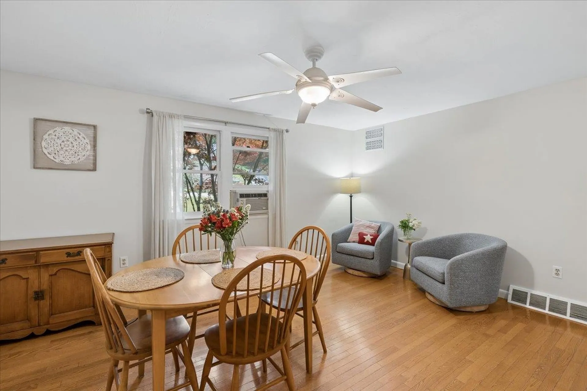21 Nathaniel Drive Amherst NH 03031