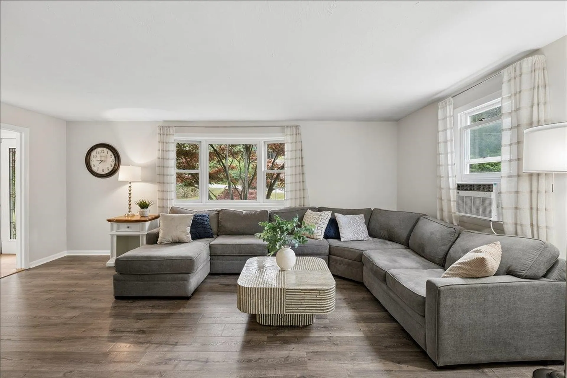 21 Nathaniel Drive Amherst NH 03031