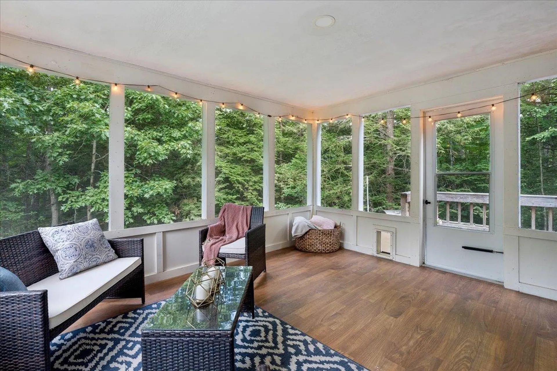 21 Nathaniel Drive Amherst NH 03031