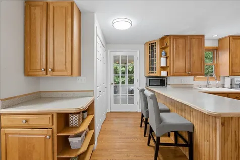 21 Nathaniel Drive Amherst NH 03031