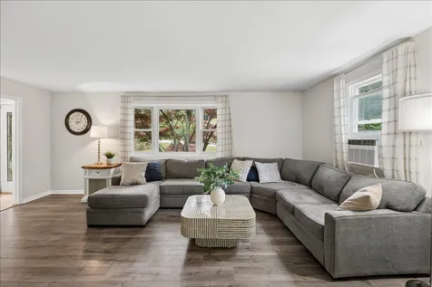 21 Nathaniel Drive Amherst NH 03031