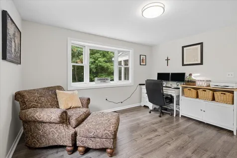 21 Nathaniel Drive Amherst NH 03031