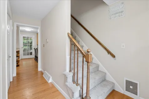 21 Nathaniel Drive Amherst NH 03031