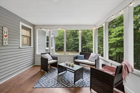 21 Nathaniel Drive Amherst NH 03031