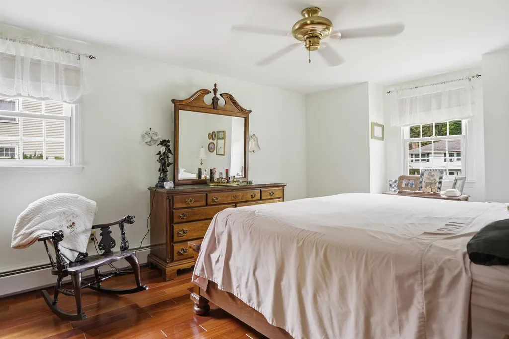 9 Whitman Road Nashua NH 03062