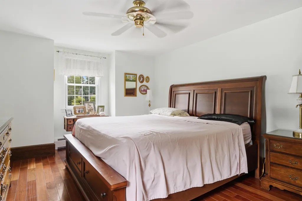 9 Whitman Road Nashua NH 03062
