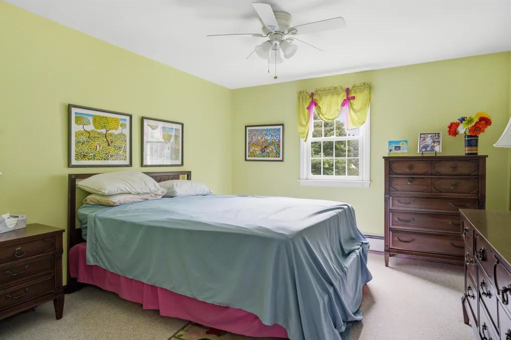 9 Whitman Road Nashua NH 03062