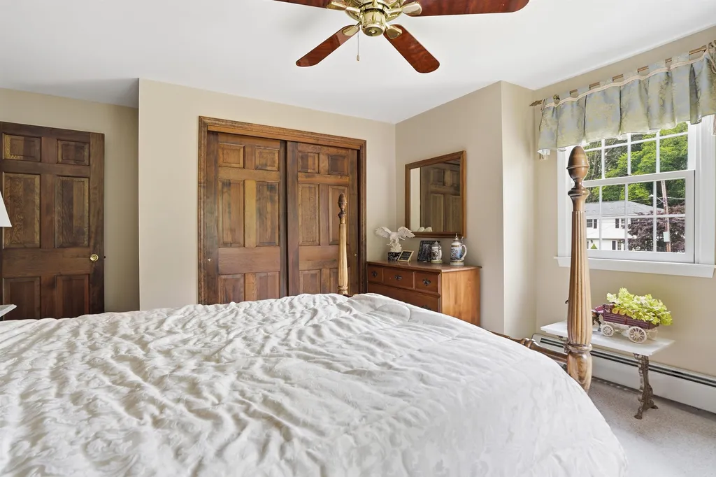 9 Whitman Road Nashua NH 03062