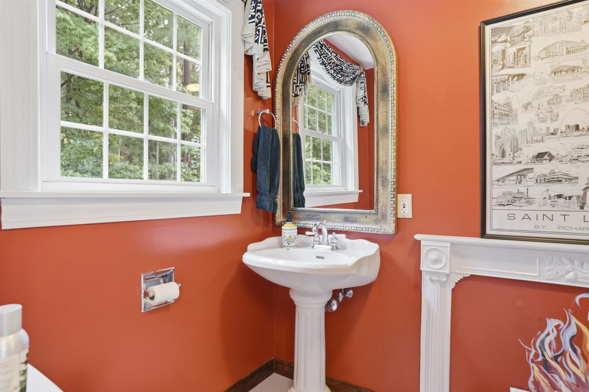 9 Whitman Road Nashua NH 03062