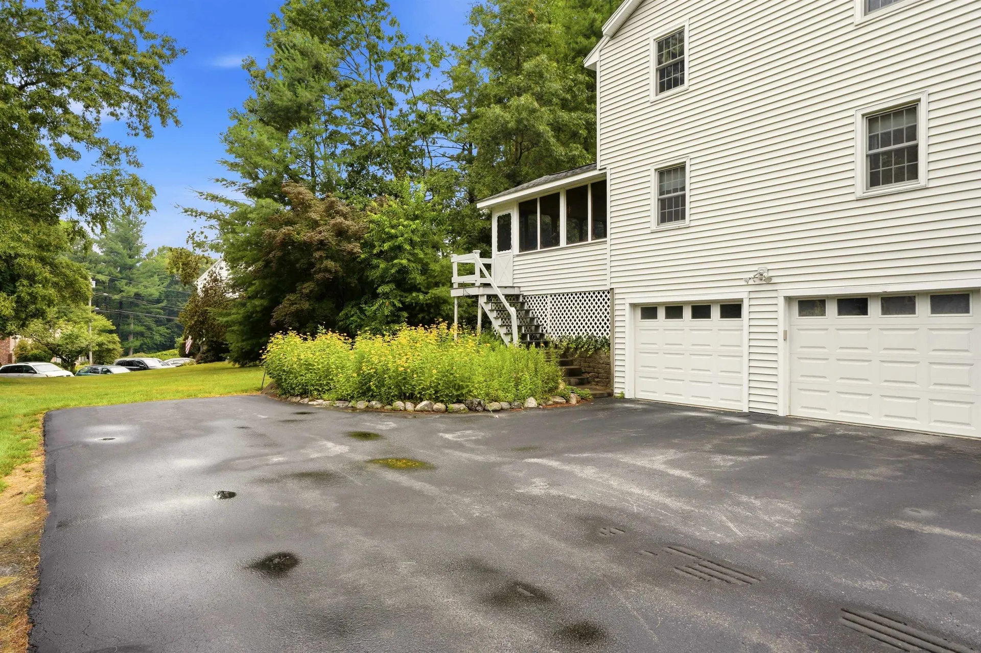 9 Whitman Road Nashua NH 03062
