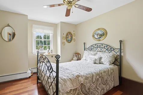 9 Whitman Road Nashua NH 03062
