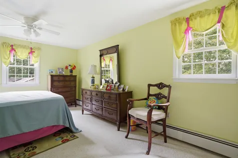 9 Whitman Road Nashua NH 03062