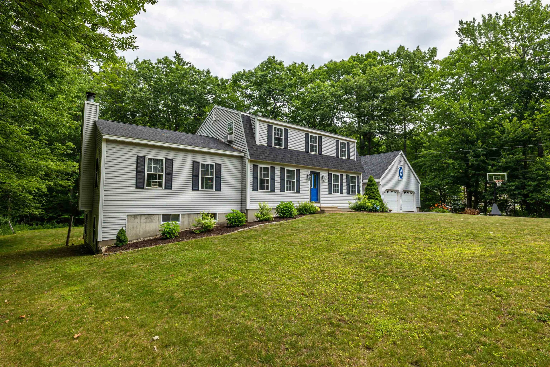 39 Lantern Lane Hooksett NH 03106
