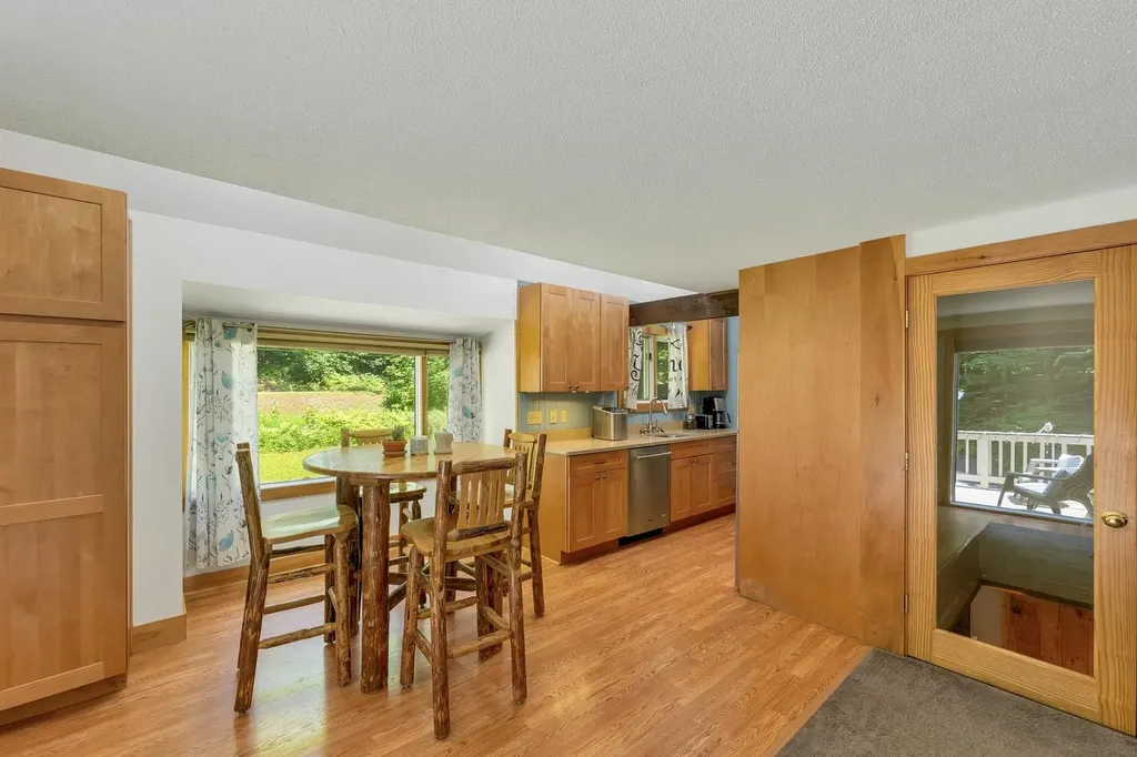 28 Cold Spring Road Thornton NH 03825