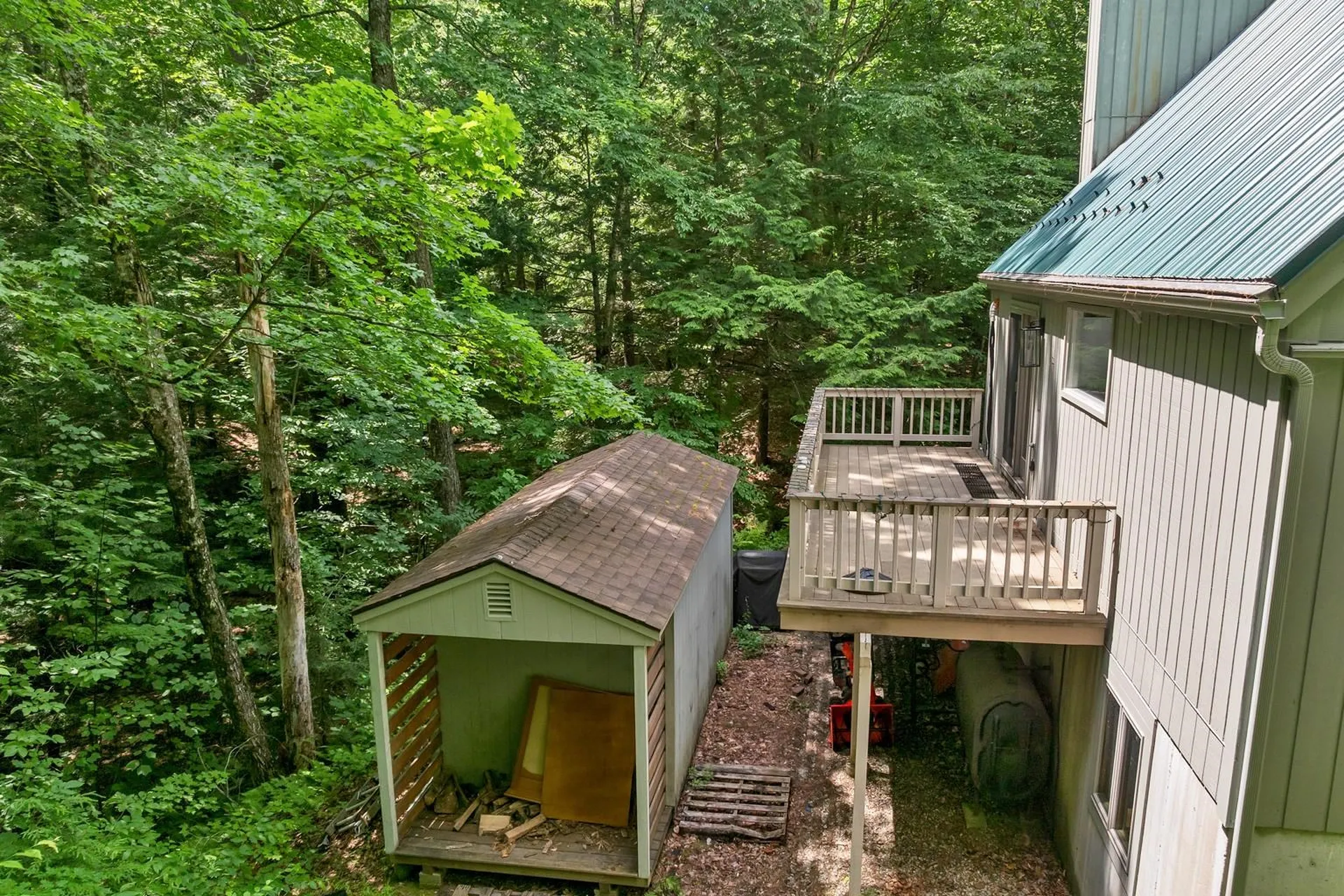 28 Cold Spring Road Thornton NH 03825