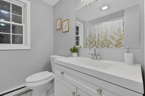 26 Davidson Avenue Merrimack NH 03054