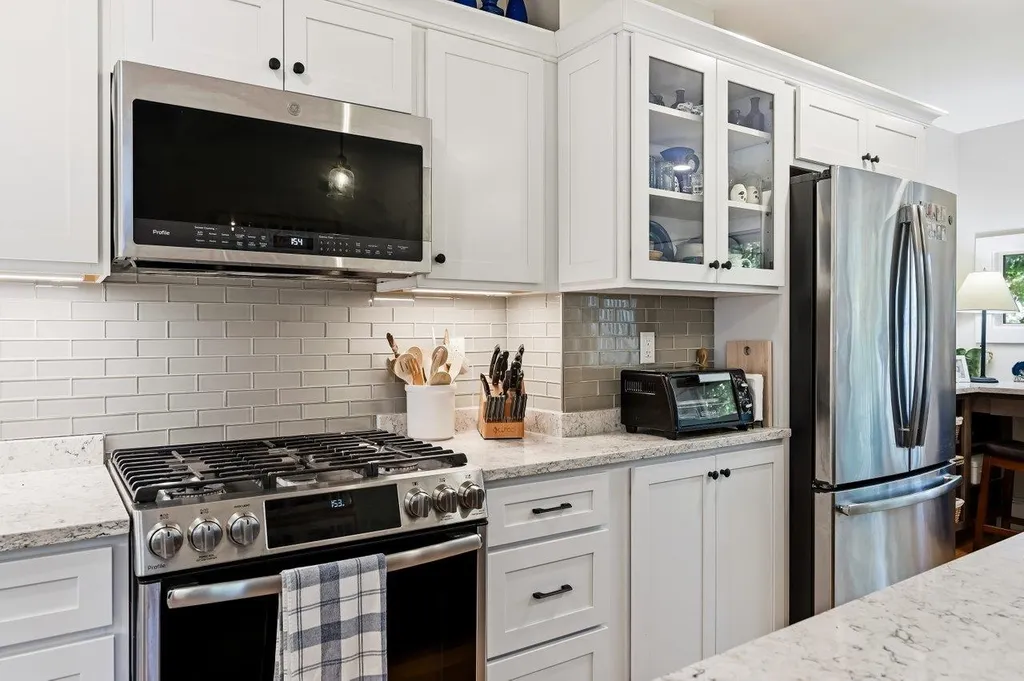 162 Rockland Street Portsmouth NH 03801